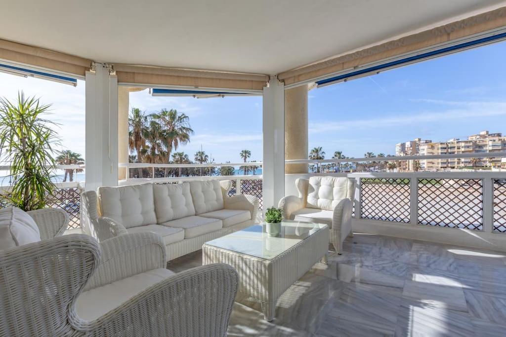Eden Costa Lago Primera Linea De Mar Торремолінос Екстер'єр фото